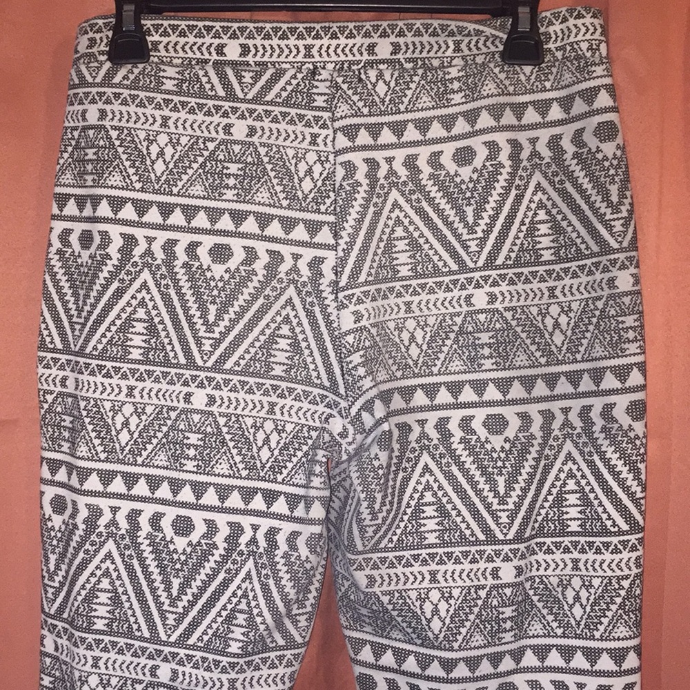Pants - Picture 3 of 4